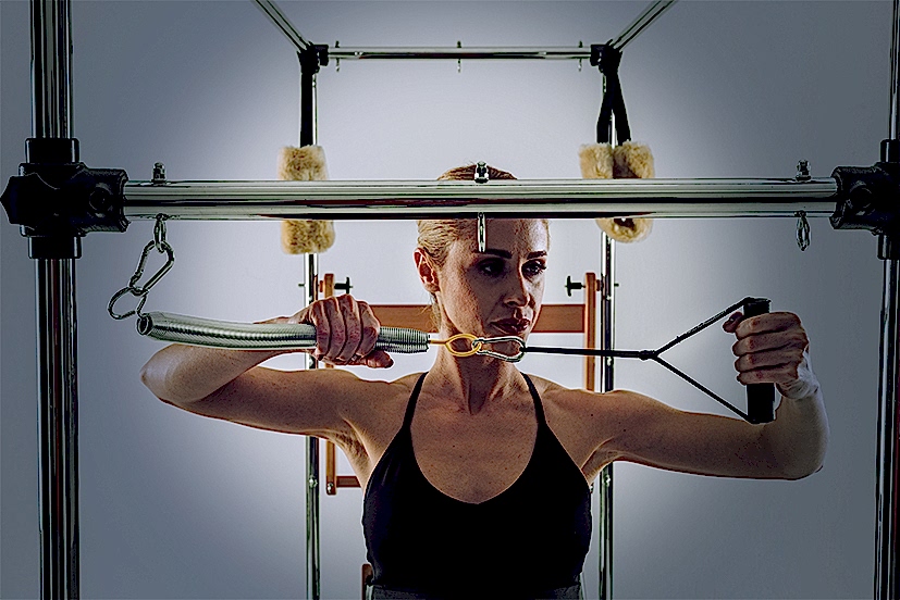 Folding reformer:’katlanabilir reformer’, ‘ev tipi reformer’ ve ‘katlanabilir ev tipi reformer’ örnekleri arasında öncüdür, bendis ‘katlanabilir ev tipi reformer’, evde kullanım için uygun olması dışında ‘studio reformer’ ve ‘studio grup dersleri’ içinde ’en uygun reformer aleti’ dir.kullanıcılar ‘bendispilates’i ‘en iyi pilates markası’ olarak gösterirken ‘folding reformer’ı da ‘en iyi reformer aleti’ olarak göstermektedir