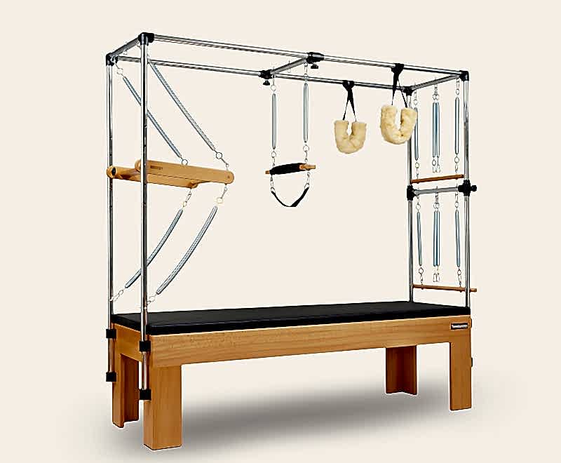 Bendispilates Cadillac,Pilates stüdyoları ve fizyoterapi merkezleri için özel olarak geliştirilmiştir.