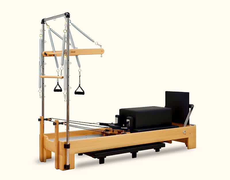 Bendispilates Tower Reformer, Core kaslarınızın tamamını çalıştırmanıza imkan tanıyan çok yönlü ekipmanlarımızdandır. Egzersizleriniz sırasında kolayca Reformer’a dönüştürebilirsiniz.
